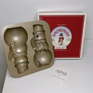 Williams Sonoma ⛄️ Nordic Ware 3D Snowman Cake Pan Holiday Dessert Baking Pan